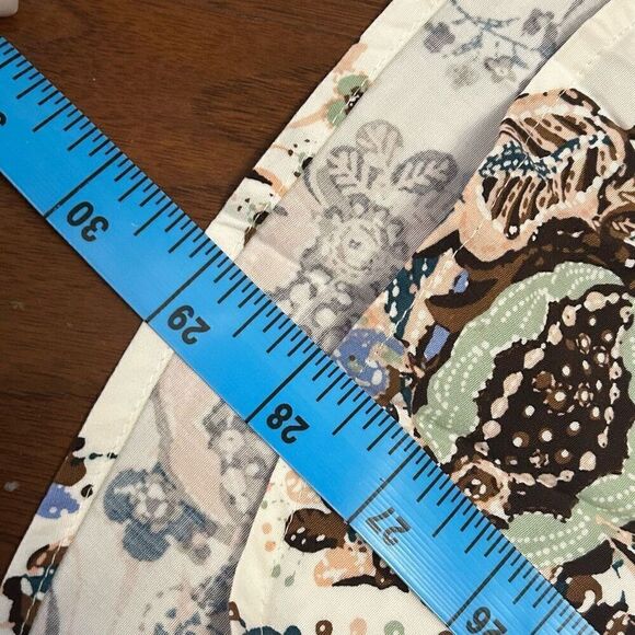 Chico's women's Silky Soft Botanical Lace-up Long sleeve Tunic top size 2 (us si - Picture 8 of 9